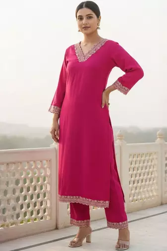 Women Ethnic Motifs Embroidered Regular Thread Work Kurta with Trousers