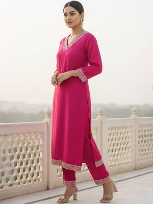 Women Ethnic Motifs Embroidered Regular Thread Work Kurta with Trousers 3