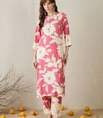 Women Peach Floral Printed Regular Kurta with Trousers
