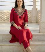 Women Yoke Design Regular Kurta with Trousers