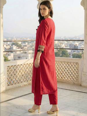 Women Yoke Design Regular Kurta with Trousers 4