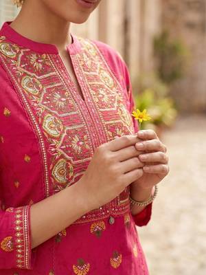 Printed Regular Pure Cotton Kurta With Trousers 6