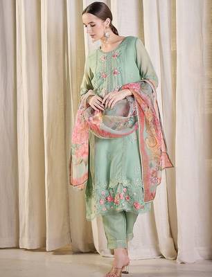 Women Floral Embroidered Kurta with Trousers & Dupatta 5