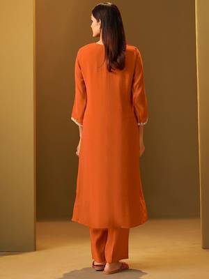 Ethnic Motifs Embroidered V-Neck Thread Work A-Line Kurta & Trousers 4