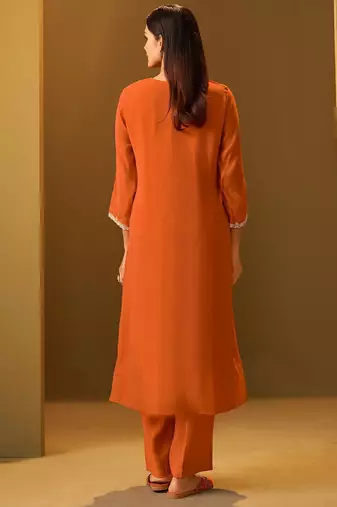 Ethnic Motifs Embroidered V-Neck Thread Work A-Line Kurta & Trousers