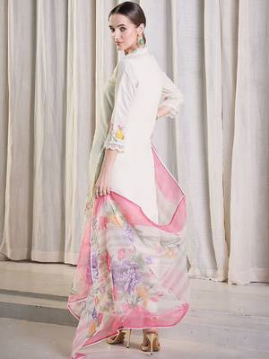 Women Floral Embroidered Kurta with Trousers & Dupatta 4