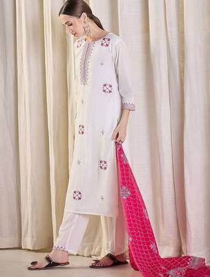 Women Ethnic Motifs Embroidered Cotton Kurta with Trousers & Dupatta 4
