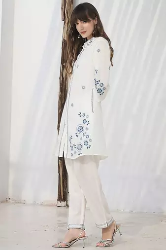 Floral Embroidered Thread Work Pure Cotton Kurta With Trousers