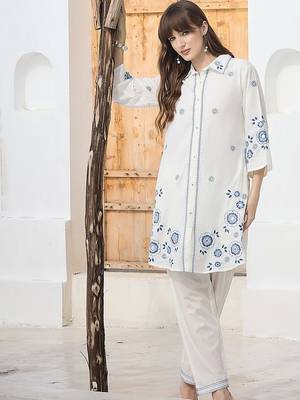 Floral Embroidered Thread Work Pure Cotton Kurta With Trousers 6