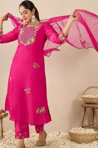 Women Floral Embroidered Regular Thread Work Kurta With Trousers & Dupatta