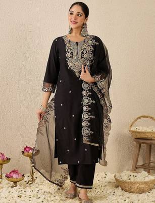 Ethnic Motifs Embroidered Thread Work Liva Straight Kurta With Trousers & Dupatta 7