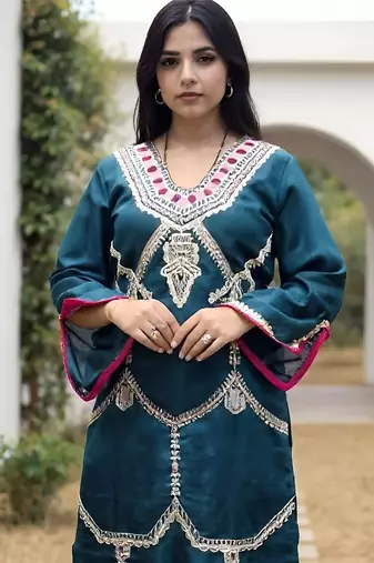 Ethnic Motifs Embroidered Straight Kurta With Trousers