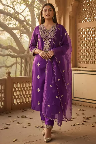 Women Ethnic Motifs Embroidered Kurta with Trousers & Dupatta