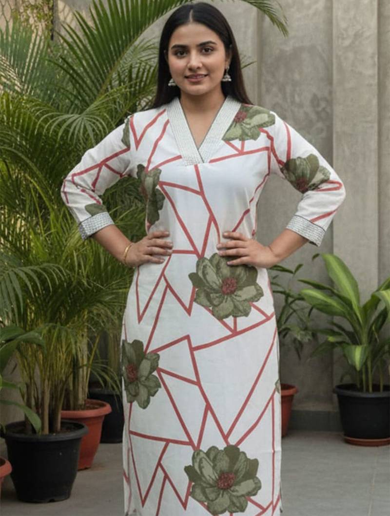 Women Floral Printed Regular Thread Work Pure Cotton Kurta with Trousers