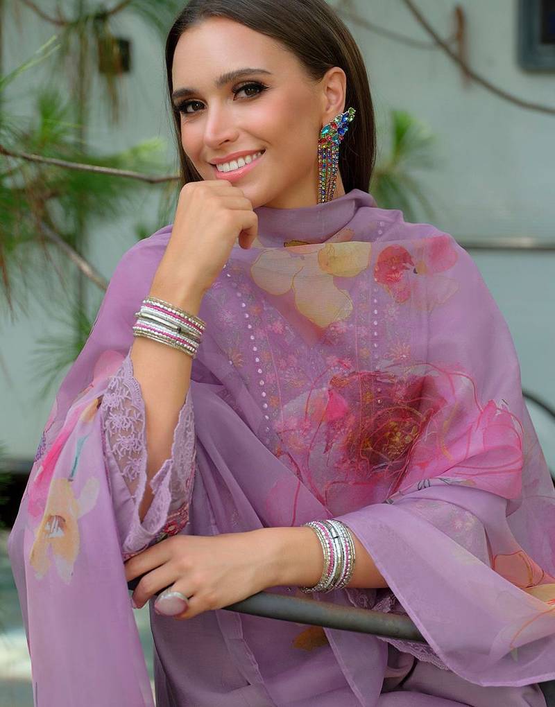 Floral Yoke Design V-Neck Thread Work Straight Kurta With Trousers & Dupatta