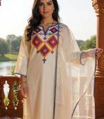 Women Embroidered Regular Thread Work Liva Kurta with Trousers & Dupatta