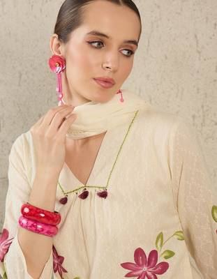 Women Floral Printed Pure Cotton Kurta with Trouser& With Dupatta 1