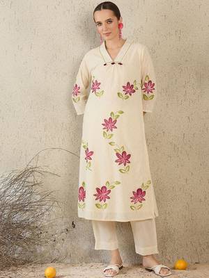 Women Floral Printed Pure Cotton Kurta with Trouser& With Dupatta 2