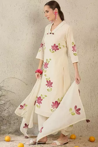 Women Floral Printed Pure Cotton Kurta with Trouser& With Dupatta