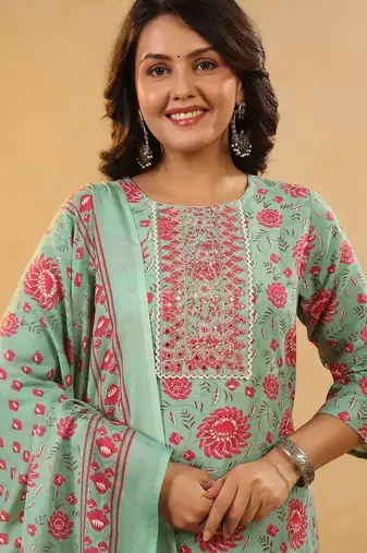 Floral Printed Mirror Work Straight Kurta With Trousers & Dupatta