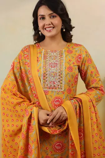 Floral Embroidered Regular Kurta With Trousers & Dupatta