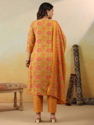 Floral Embroidered Regular Kurta With Trousers & Dupatta 4