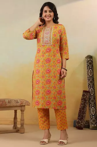 Floral Embroidered Regular Kurta With Trousers & Dupatta
