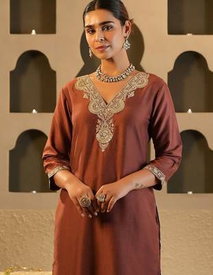 Women Ethnic Motifs Yoke Design Regular Sequinned Kurta with Trousers 1