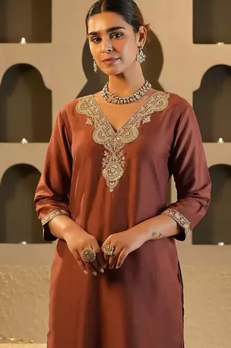 Women Ethnic Motifs Yoke Design Regular Sequinned Kurta with Trousers