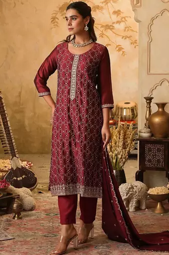 Floral Embroidered Round Neck Zari Straight Kurta & Trousers With Dupatta