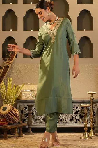 Women Woven Design Embroidered Kurta with Trousers