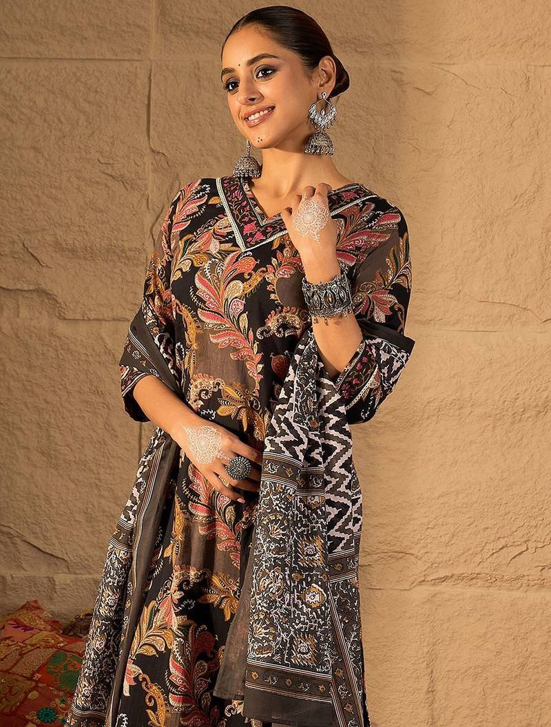 Women Floral Embroidered Pure Cotton Kurta with Trouser & Dupatta