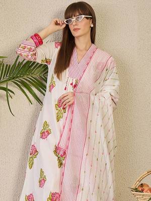 Floral Printed Pure Cotton Kurta with Trousers & Dupatta 1