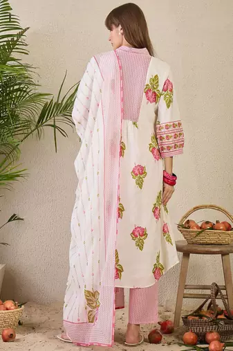 Floral Printed Pure Cotton Kurta with Trousers & Dupatta