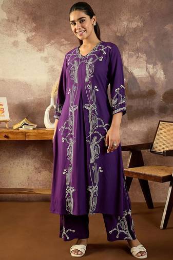 Women Printed Regular Beads and Stones Kurta with Palazzos