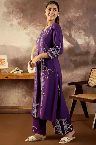 Women Printed Regular Beads and Stones Kurta with Palazzos