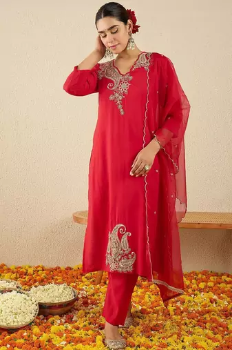 Paisley Embroidered Sequinned Liva Straight Kurta With Trousers & Dupatta