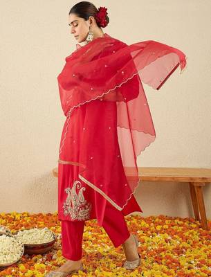Paisley Embroidered Sequinned Liva Straight Kurta With Trousers & Dupatta 3