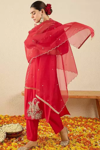 Paisley Embroidered Sequinned Liva Straight Kurta With Trousers & Dupatta