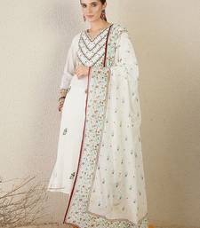 Women Ethnic Motifs Printed Cotton Kurta with Trousers & Dupatta