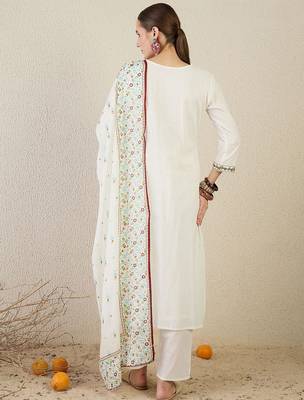 Women Ethnic Motifs Printed Cotton Kurta with Trousers & Dupatta 4