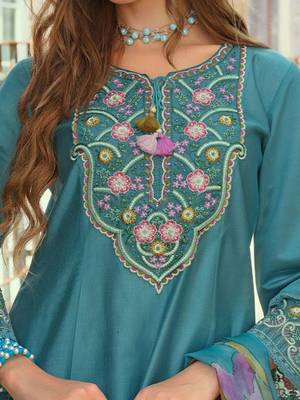 Women Floral Embroidered Kurta with Trousers & Dupatta 3