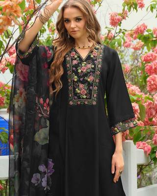 Floral Embroidered V-Neck Liva A-Line Kurta With Trousers & Dupatta 1