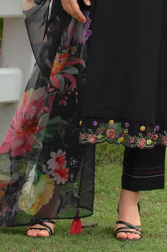 Floral Embroidered V-Neck Liva A-Line Kurta With Trousers & Dupatta