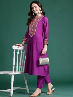 Embroidered Notch Neck A-Line Kurta With Trousers 1