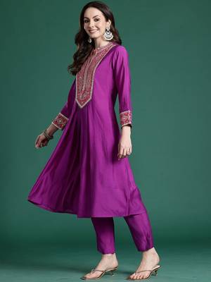 Embroidered Notch Neck A-Line Kurta With Trousers 3