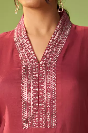 Women Ethnic Motifs Embroidered Kurta with Trousers & Dupatta