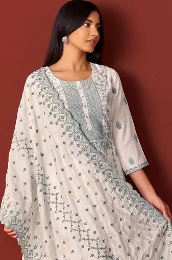 Women Ethnic Motifs Embroidered Kurta with Trousers & Dupatta