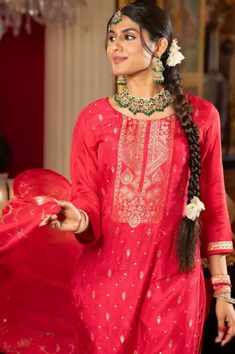 Women Ethnic Motifs Regular Kurta with Trousers & With Dupatta