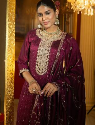 Women Ethnic Motifs Embroidered Regular Sequinned Kurta with Trousers & With Dupatta 1